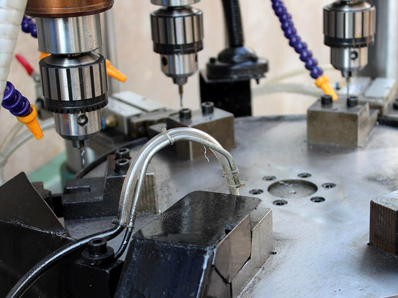 鉆攻機攻絲要不要加油?